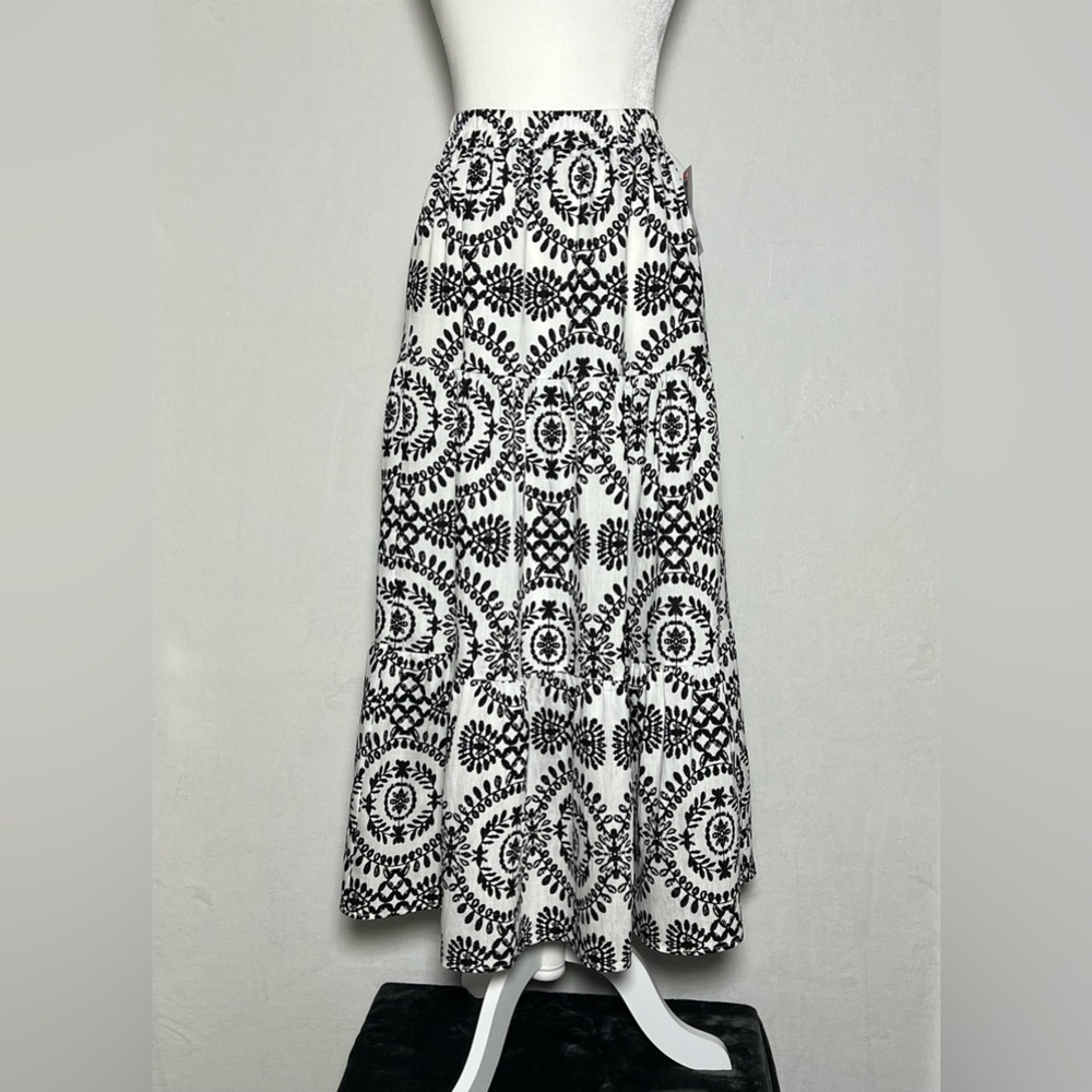 **NWT** Black and White Patterned Tiered Maxi Skirt - 100% Cotton - size S